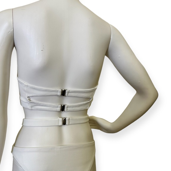 Tahiti Cutout Lace Bikini - Picture 5 of 6